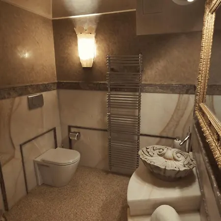Opera Luxury Apartment Verona Exterior foto