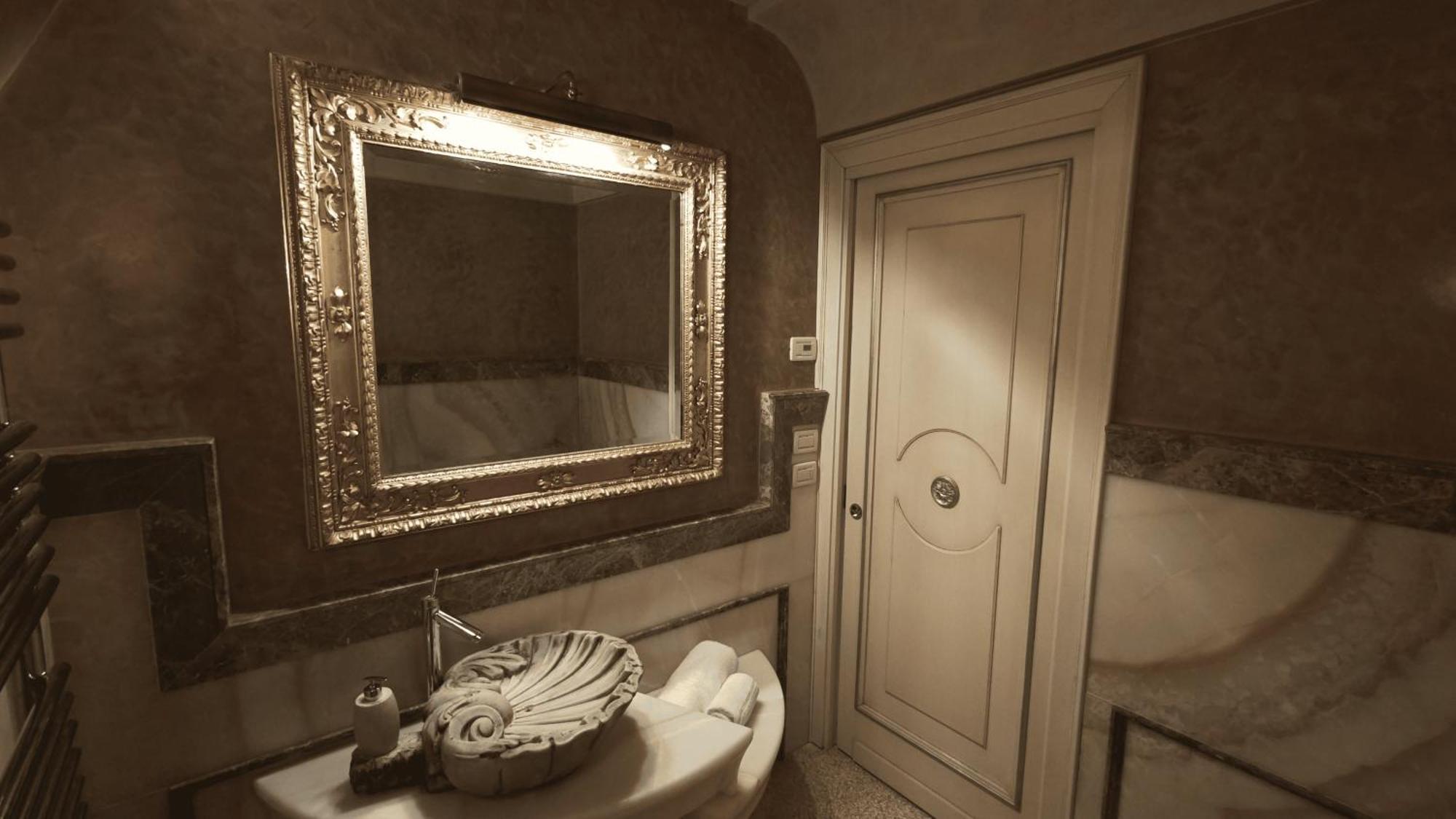 Opera Luxury * Verona